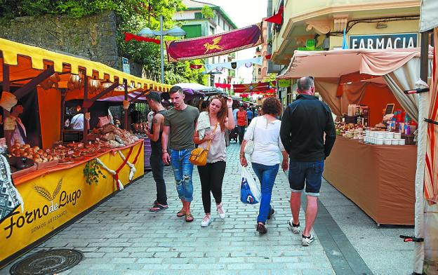 Mercado. El Dies Oiassonis es una de las actividades estivales que crece en visitantes. 