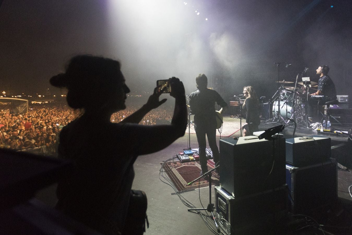 El público vibró con la actuación de la donostiarra en el inicio de las fiestas