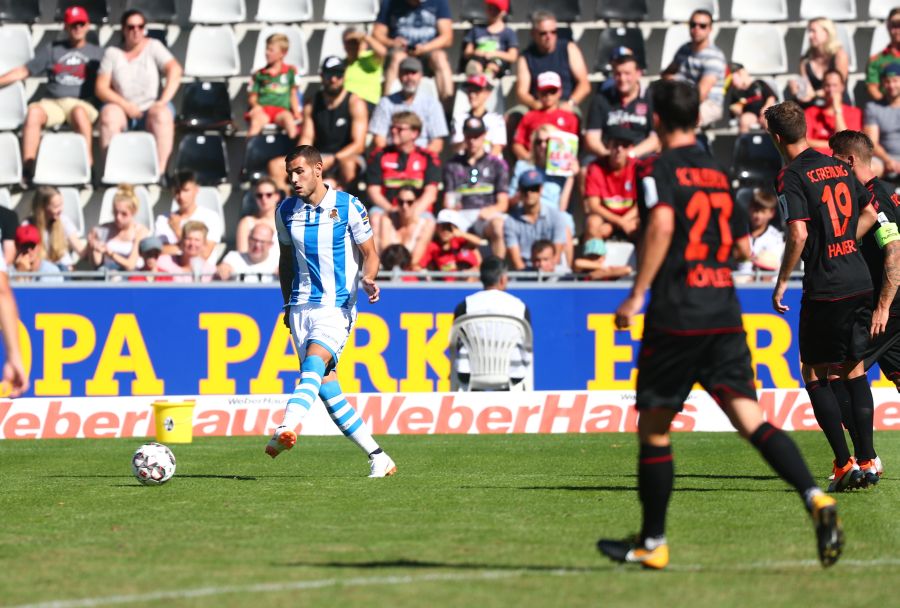 Los de Asier Garitano han arrancado un empate a uno en un partido marcado por el stado del césped, seco y con calvas, y especialmente por el debut de Theo Hernández, que ha jugado alrededor de media hora. 