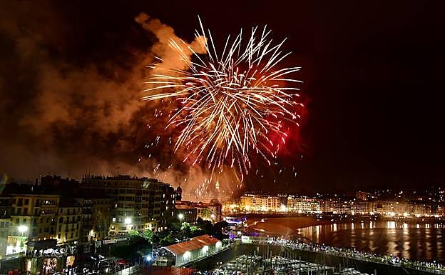 La pirotecnia eslovena Hamex, en plena actuación. 