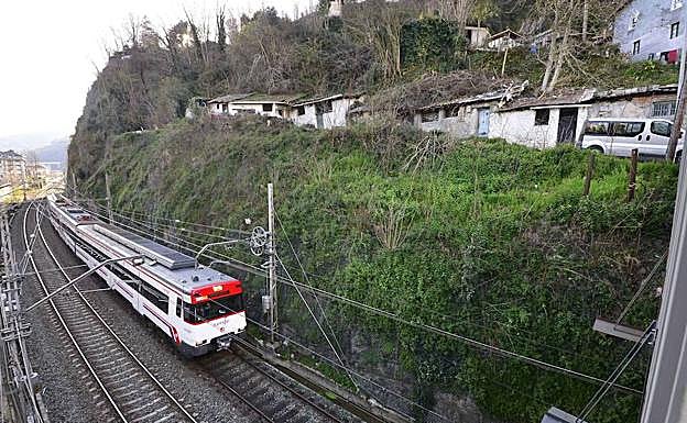 Tren de cercanías en Tolosa. 