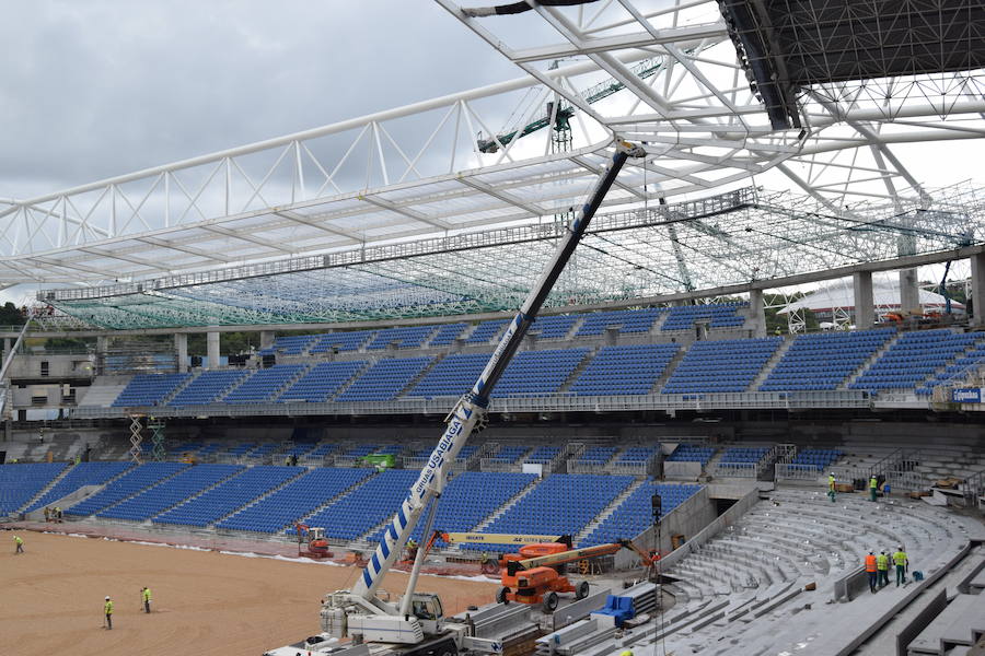 El estadio de Anoeta ya muestra en buena parte cómo estará el día de su reapertura, el 15 de septiembre, ante el F.C. Barcelona
