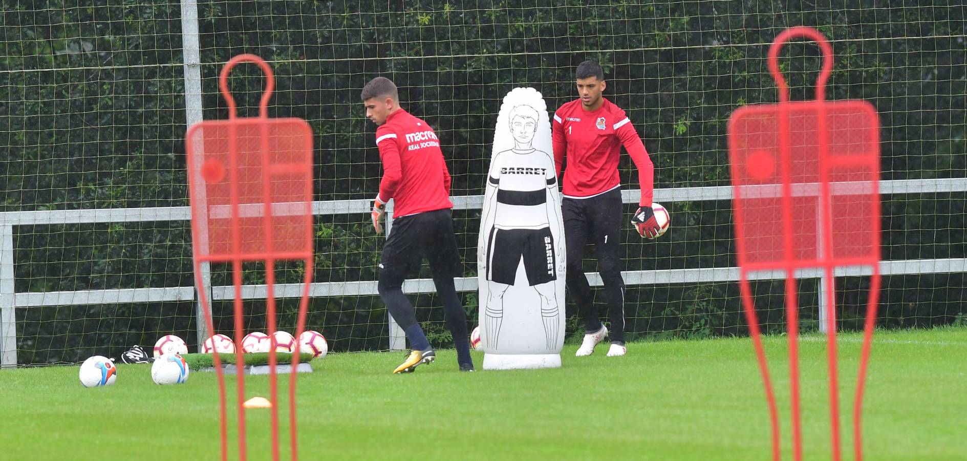 Garitano ha dirigido la última sesión de la Real Sociedad antes de visitar al Villarreal en el que será el primer partido liguero.