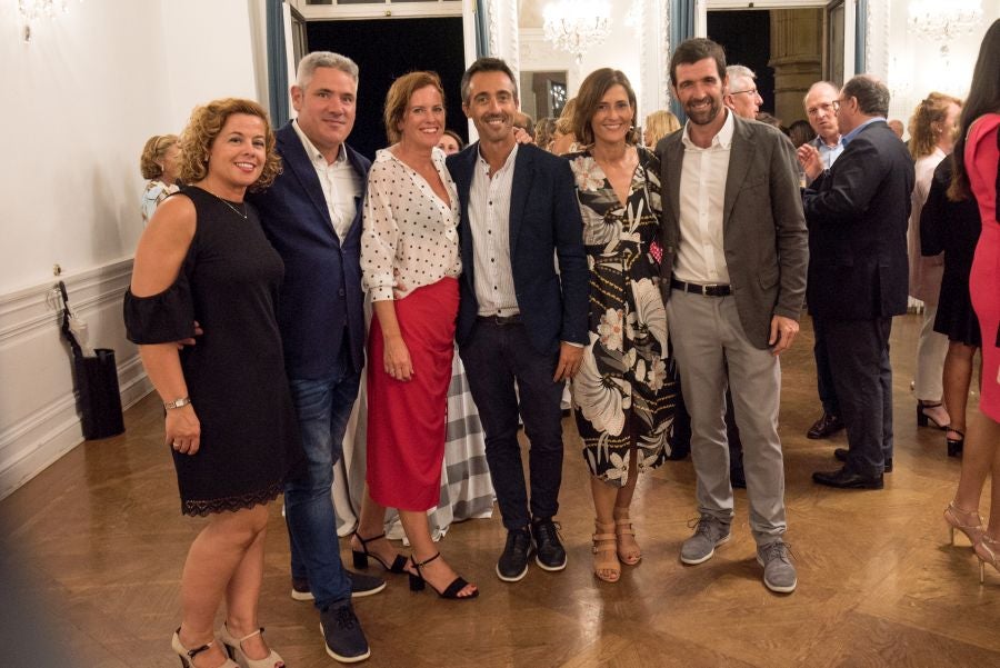 La tradicional fiesta de Teledonosti en el Palacio Miramar de San Sebastián volvió a congregar a diversos representantes de la sociedad guipuzcoana. 