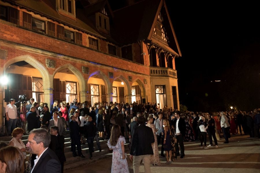 La tradicional fiesta de Teledonosti en el Palacio Miramar de San Sebastián volvió a congregar a diversos representantes de la sociedad guipuzcoana. 