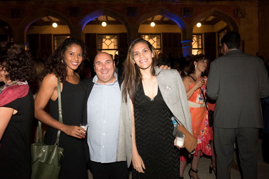 La tradicional fiesta de Teledonosti en el Palacio Miramar de San Sebastián volvió a congregar a diversos representantes de la sociedad guipuzcoana. 