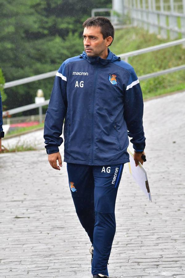 Garitano ha dirigido la última sesión de la Real Sociedad antes de visitar al Villarreal en el que será el primer partido liguero.