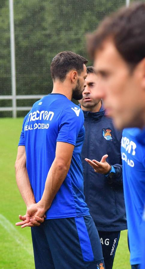 Garitano ha dirigido la última sesión de la Real Sociedad antes de visitar al Villarreal en el que será el primer partido liguero.
