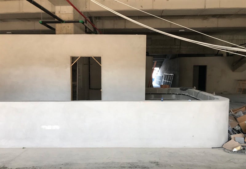 Trabajos en los pasillos y accesos al nuevo Anoeta. (Luis Azkune).