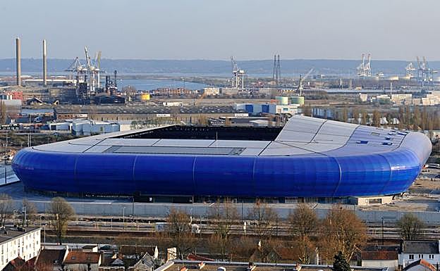 Imagen principal - Avanzan las obras en el estadio de Anoeta
