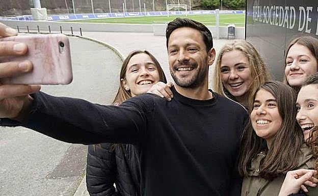 Alberto de la Bella, De la Bella Real Sociedad