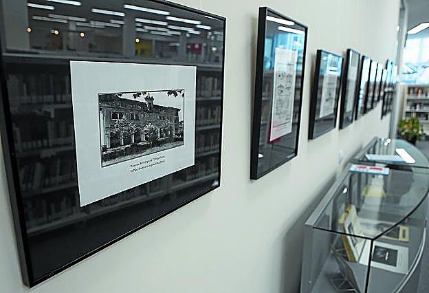 Fotografías con los proyectos del arquitecto, entre ellos el primer colegio de El Pilar. 