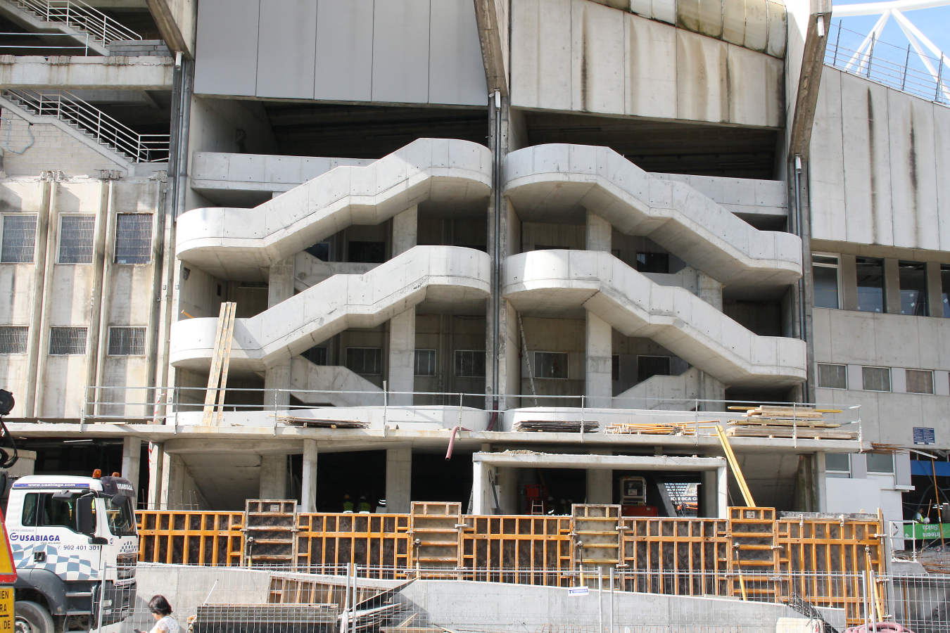 La reforma del estadio de Anoeta sigue su curso para poder abris sus puerta el 15 de septiembre ante el Barcelona