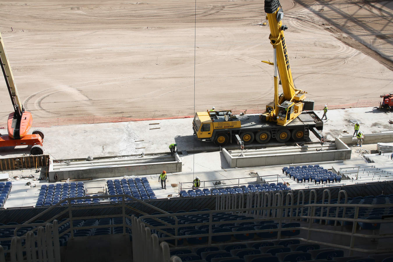 La reforma del estadio de Anoeta sigue su curso para poder abris sus puerta el 15 de septiembre ante el Barcelona