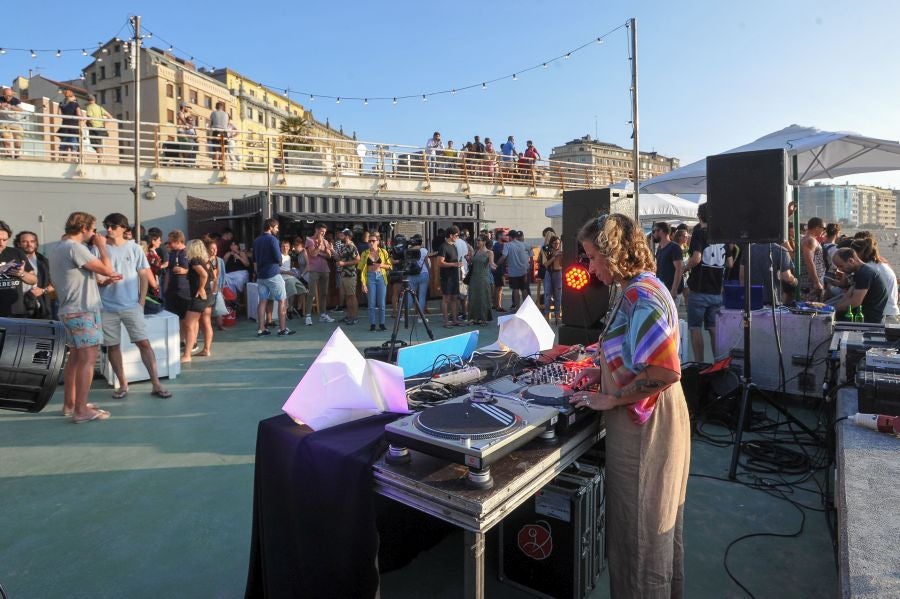 La Plaza Nestor Basterretxea, Tabakalera y Gazteszena acogen hoy la primera jornada completa del Festival Dantz 