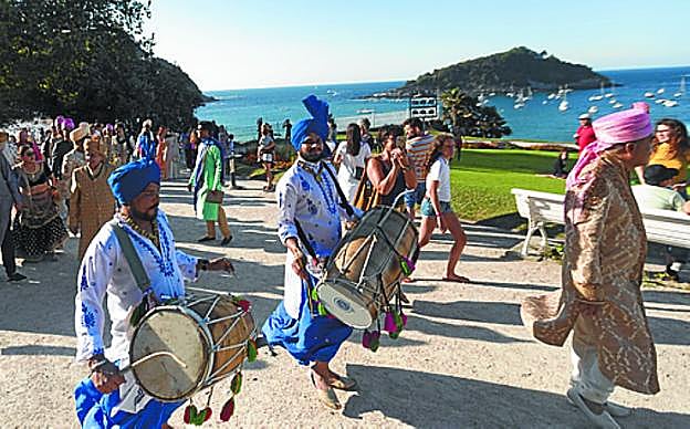 Los tambores vinieron desde Barcelona. 