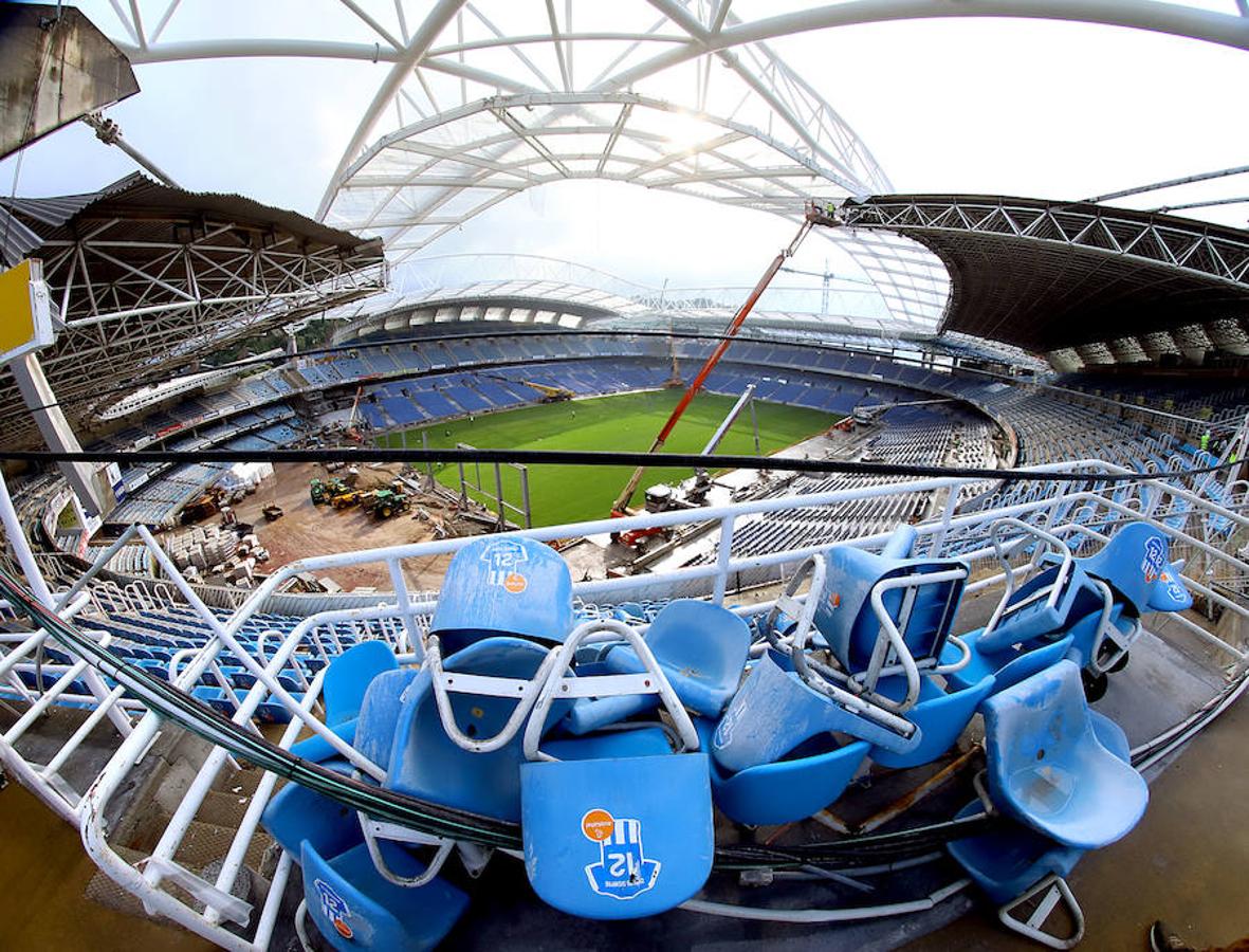 El estadio de la Real Sociedad continúa con las obras para que todo esté listo el próximo sábado día 15 en el partido ante el Barcelona
