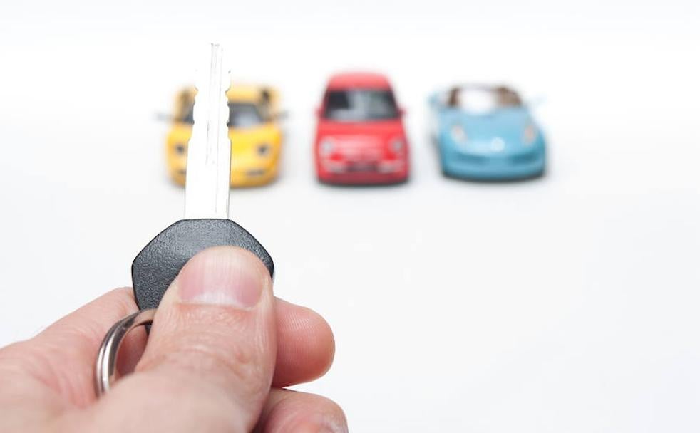 El alquiler de coches cuenta con cada vez más adeptos entre los particulares.