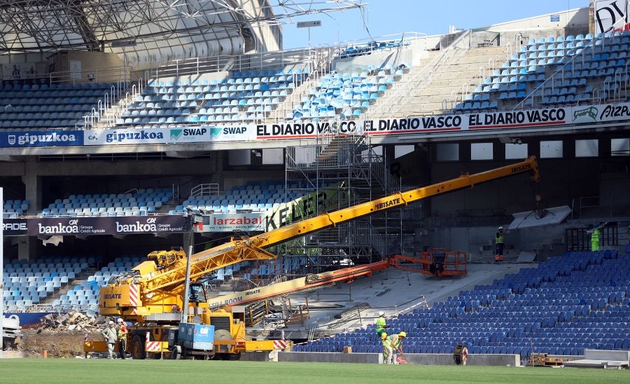 El campo de la Real Sociedad continúa afinando su puesta a punto para estar en las mejores condiciones para el próximo partido.