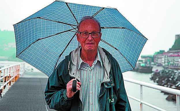 Paulo Iztueta, atzo Donostiako kaian