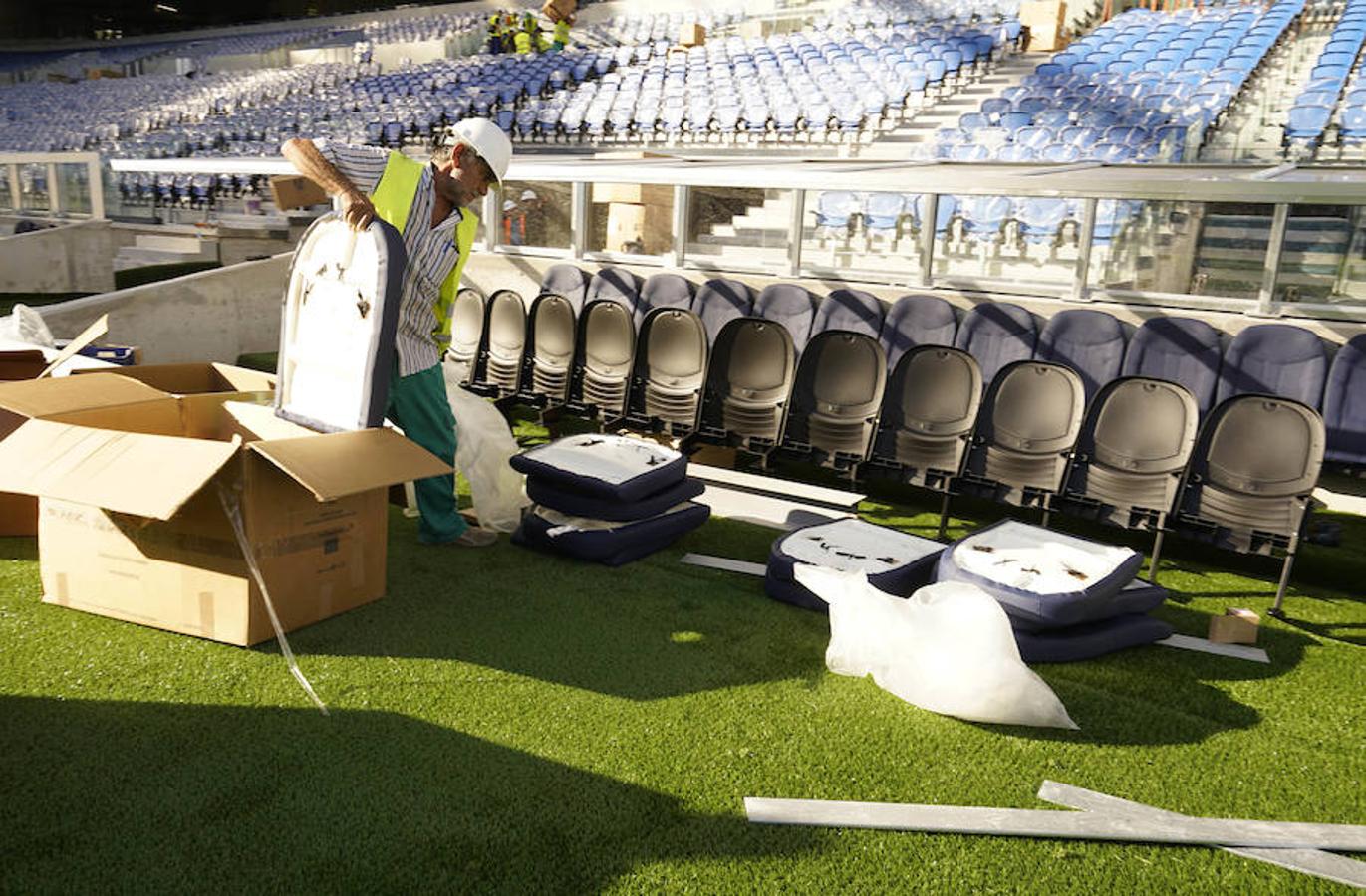 La plantilla del primer equipo se ha ejercitado por primera en el nuevo campo de Anoeta antes de recibir el sábado al Barcelona