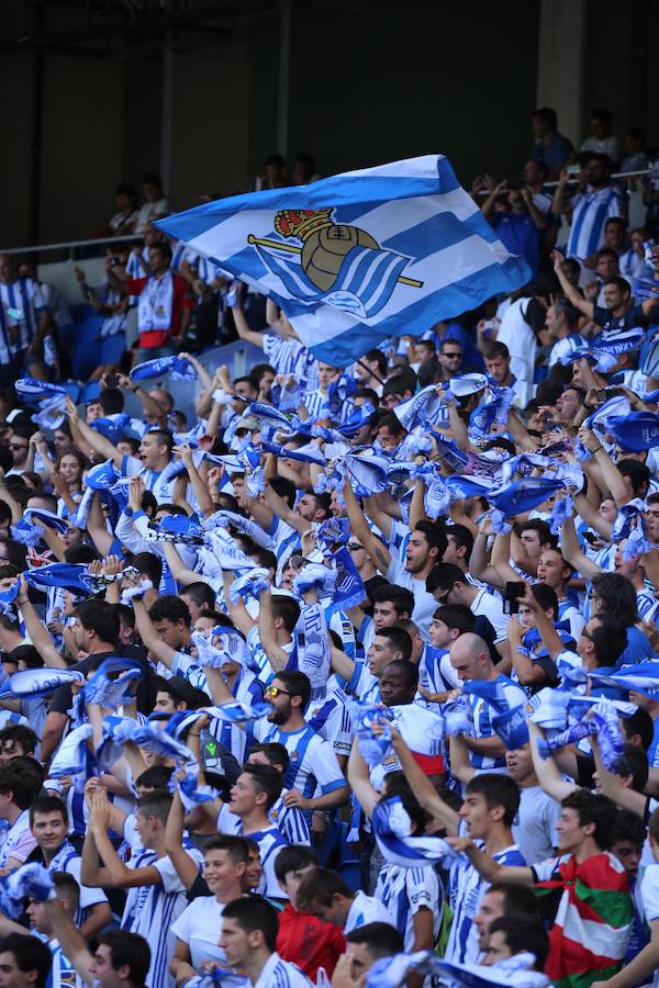 Casi 29.000 aficionados han llenado las gradas del nuevo ANoeta en su estreno