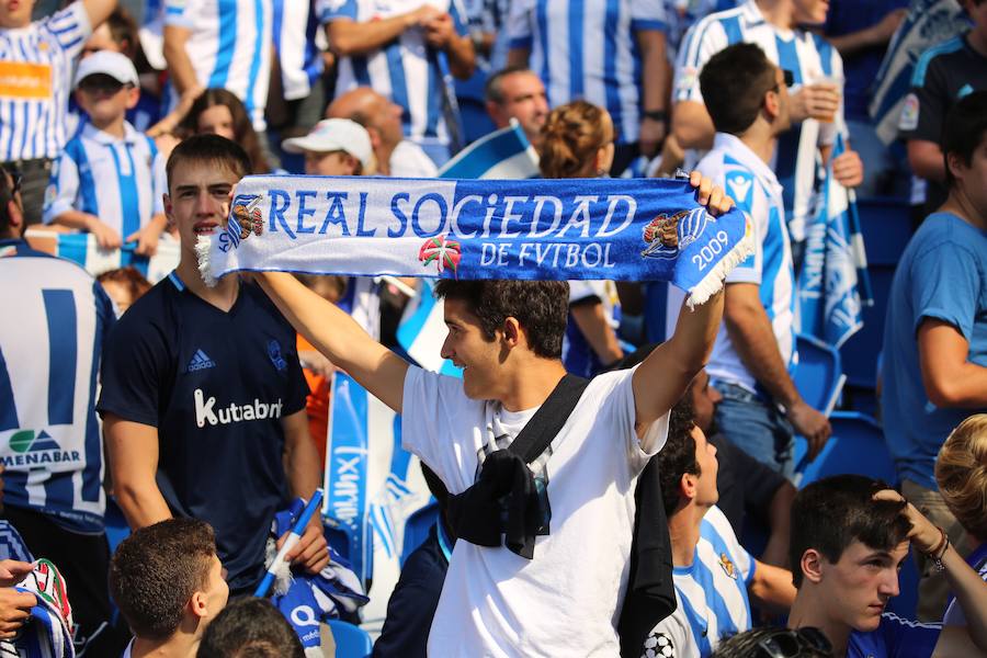 Casi 29.000 aficionados han llenado las gradas del nuevo ANoeta en su estreno