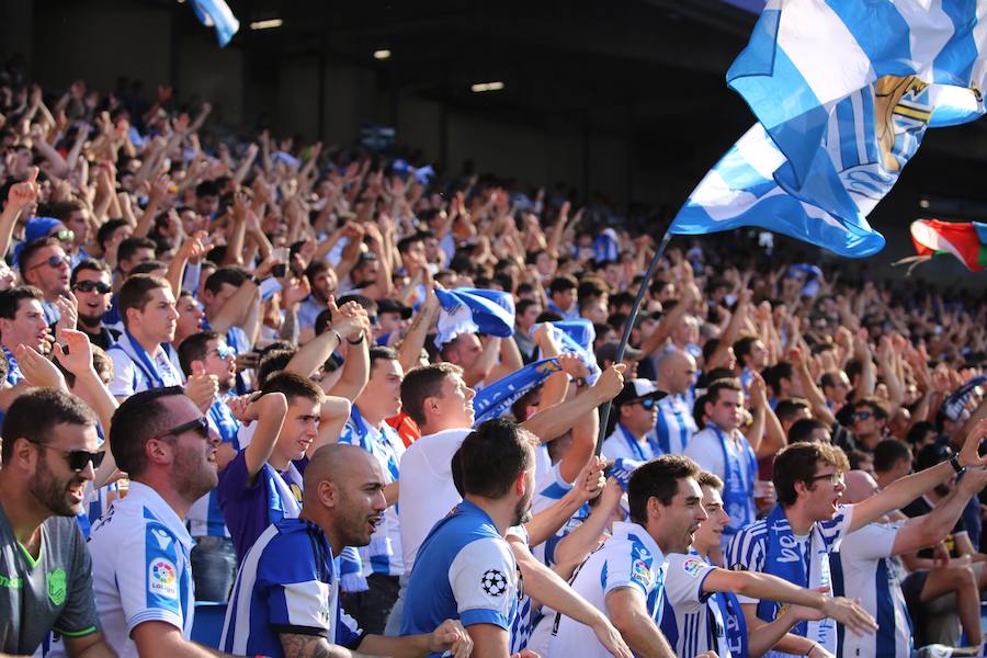 Casi 29.000 aficionados han llenado las gradas del nuevo Anoeta en su estreno