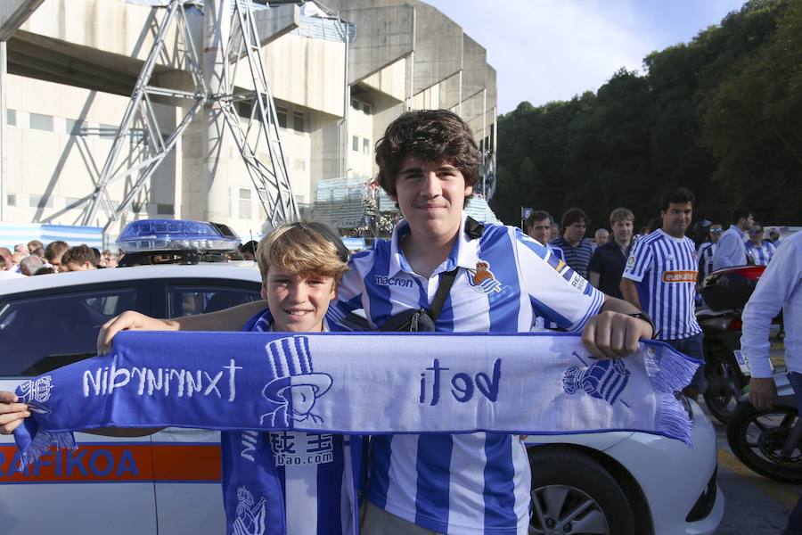 Casi 29.000 aficionados han llenado las gradas del nuevo Anoeta en su estreno