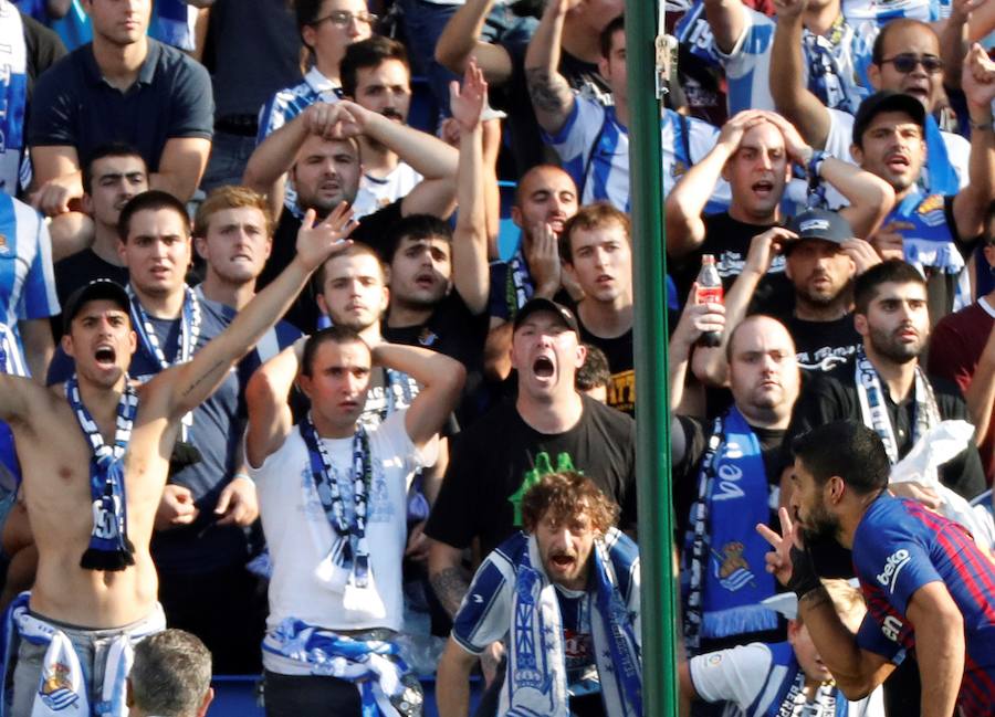 Casi 29.000 aficionados han llenado las gradas del nuevo Anoeta en su estreno