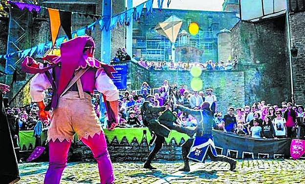 El espectáculo de luchas en una edición anterior del Mercado Medieval. 