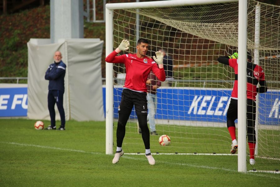Entrenamiento de la Real Sociedad que este martes recibe al Rayo Vallecano en Anoeta. 