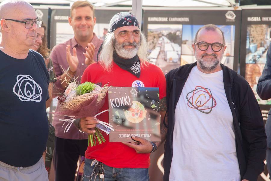 Los asistentes acabaron con los 10.000 pintxos que aportaron desinteresadamente restaurantes y bares