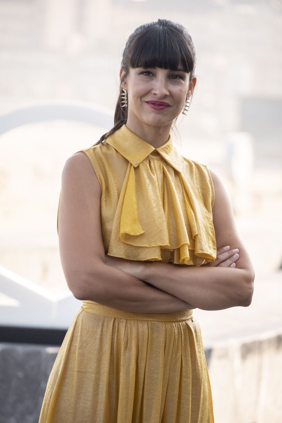 Un padre diabólico, unos hermanos que se despedazan, mujeres de hierro, y en el centro, el suculento negocio del narcotráfico. Así es la serie española 'Gigantes', presentada este viernes en el Festival de cine de San Sebastián