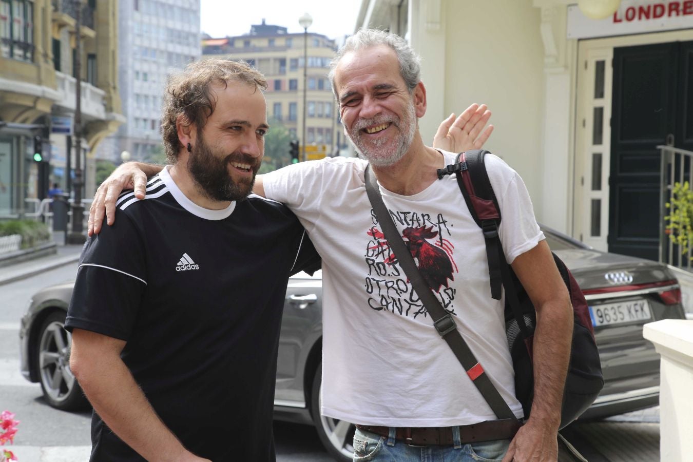 Los 'Campeones' de Javier Fesser han sido los protagonistas en una jornada en la que hemos visto a famosos como Pia Tjelta, Tuva Novotny, Fermin Muguruza, Paulina Rubio, Isaach de Bankolé o Willy Toledo