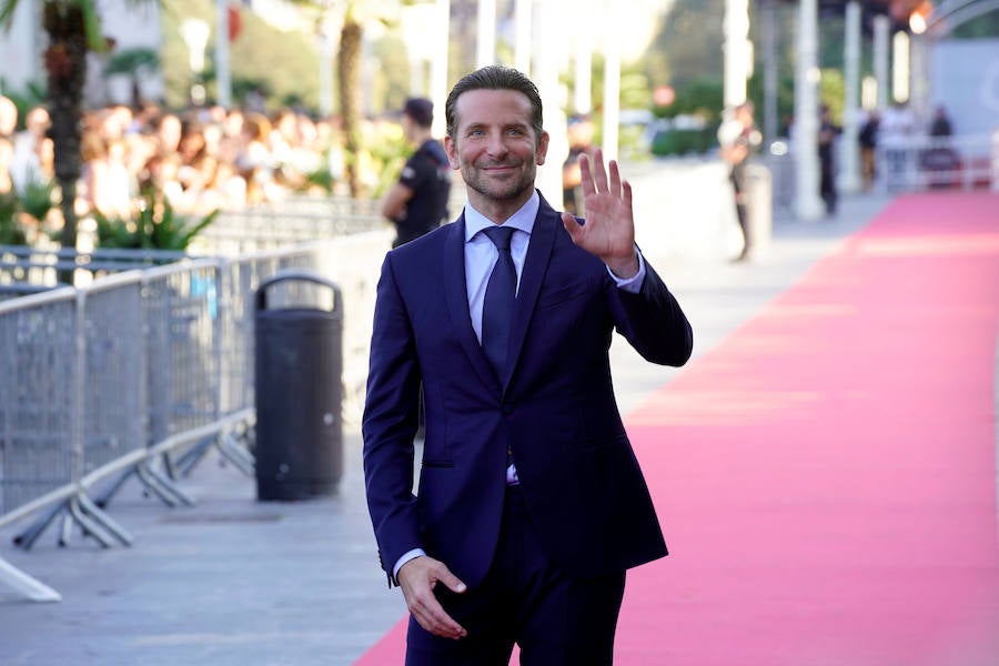 El director y actor estadounidense Bradley Cooper ha presentado su película «A star is born», en la sección Perlas de la 66 edición del Festival Internacional de Cine de San Sebastián.