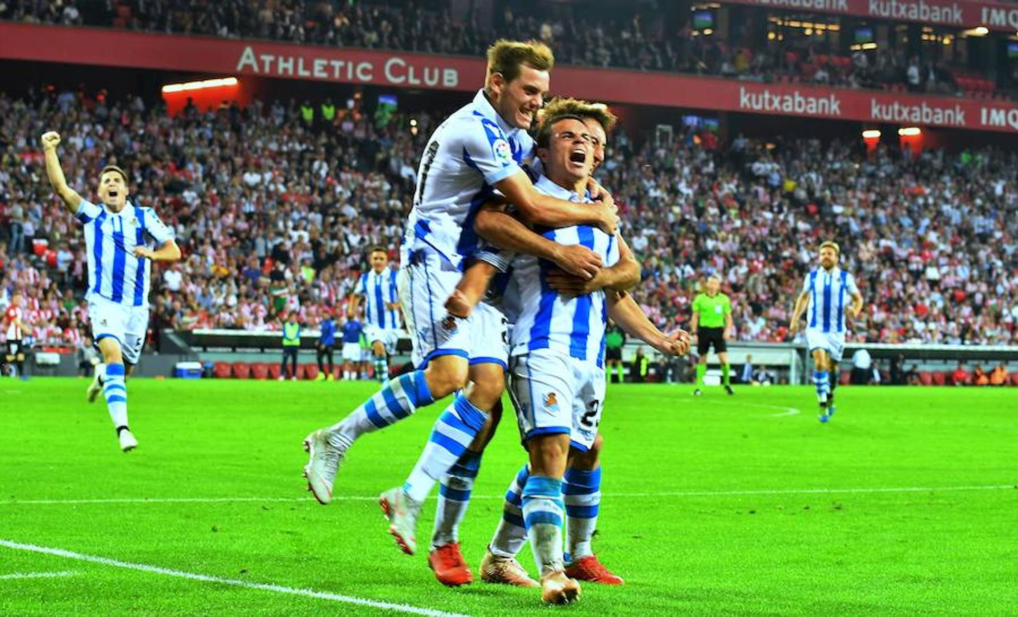 Derbi vasco disputado este viernes en San Mamés, que la Real se llevó con goles de Oyarzabal (2) y Sangalli