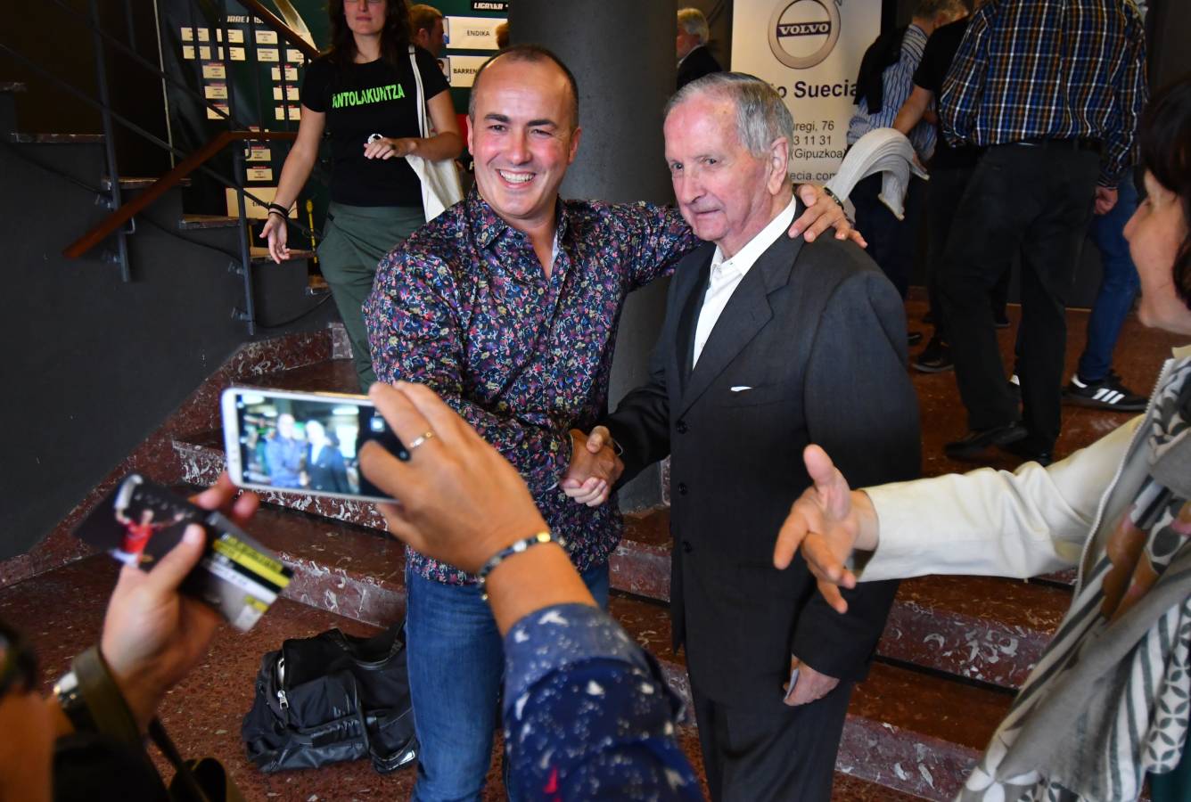 Galarreta despidió con una gran ovación al mejor remontista de la historia