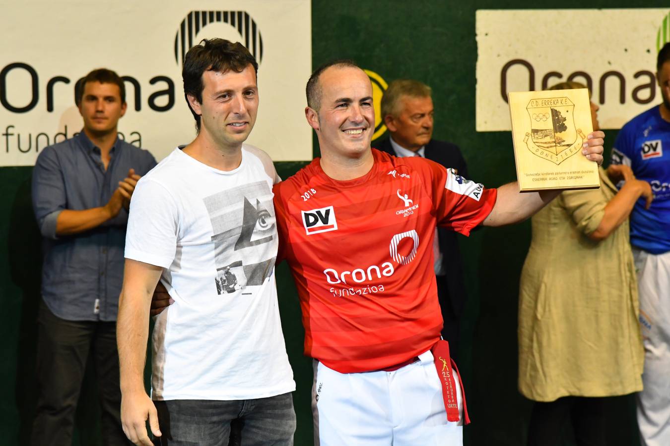 Galarreta despidió con una gran ovación al mejor remontista de la historia