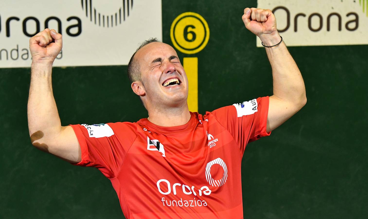 Galarreta despidió con una gran ovación al mejor remontista de la historia