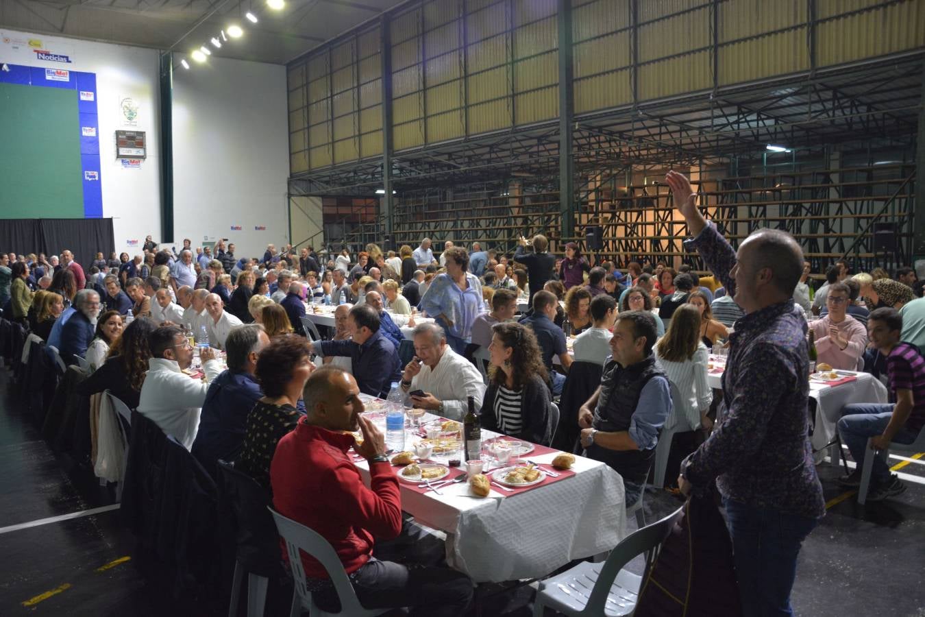 Galarreta despidió con una gran ovación al mejor remontista de la historia