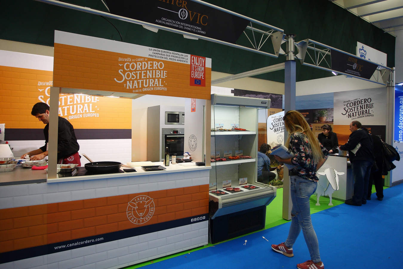 El chef Juan Mari Arzak ha recibido el Premio Homenaje en la jornada inaugural de San Sebastian Gastronomika este lunes.