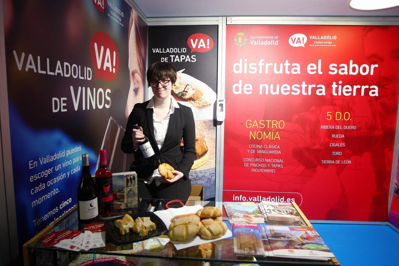 El chef Juan Mari Arzak ha recibido el Premio Homenaje en la jornada inaugural de San Sebastian Gastronomika este lunes.