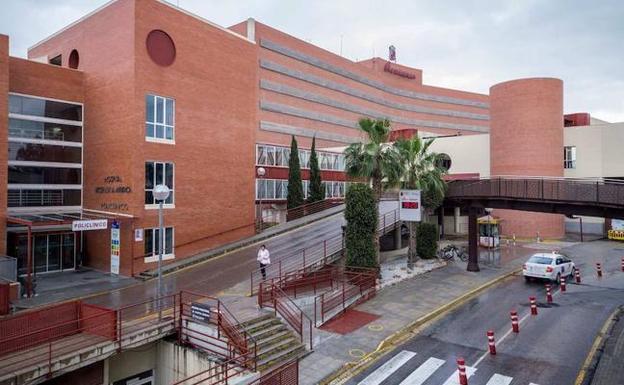 Exterior del hospital Virgen de la Arrixaca, en Murcia