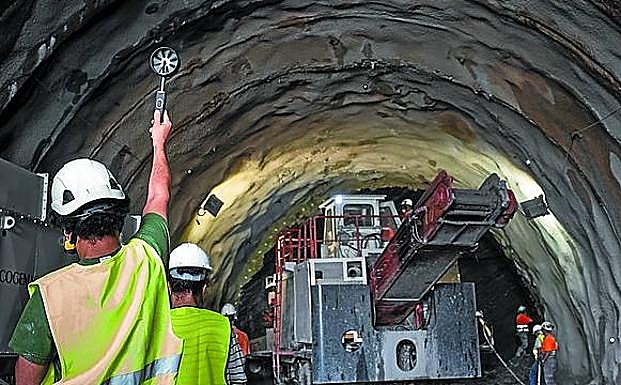 Obras del Metro en la zona de Pío Baroja. 