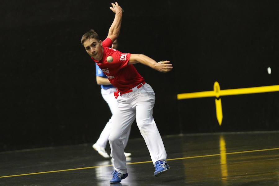 Pasan de ronda tras vencer a Elola y Alduntzin por 22-11