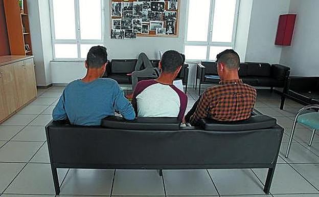 El Ararteko alerta sobre la saturación de los centros vascos de menores extranjeros