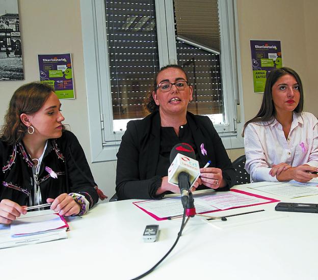 Ainhoa Berra, Mónica Martínez y Cristina Muguruza.. 