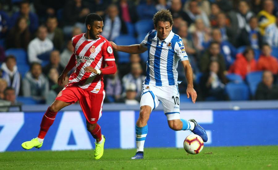 La Real Sociedad y el Girona han empatado (0-0) en el partido disputado el lunes por la noche en el estadio de Anoeta.. 