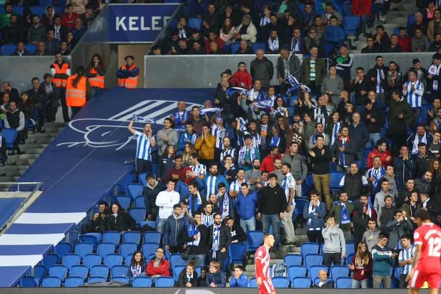 La Real Sociedad y el Girona han empatado (0-0) en el partido disputado el lunes por la noche en el estadio de Anoeta.. 